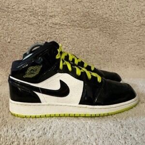 Nike Air Jordan 1 Mid Black White Volt Yellow Youth Shoes Size 6.5Y BQ6931-003